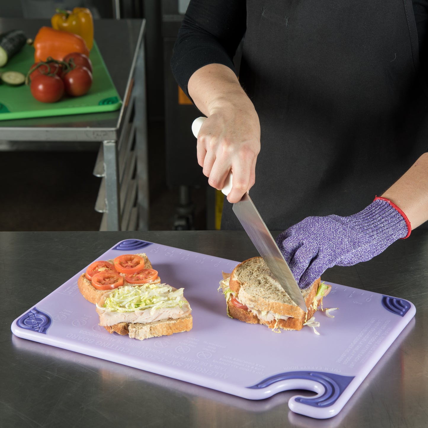 San Jamar Saf-T-Grip Coloured Cutting Board, 12" x 18" x 1/2", Purple - CBG121812PR