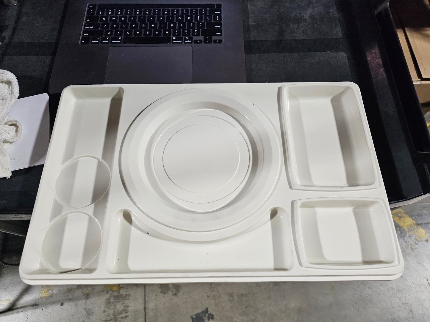 Aladdin Temp-Rite Bravo Insulated Tray, Ivory, FINAL SALE - S518PA