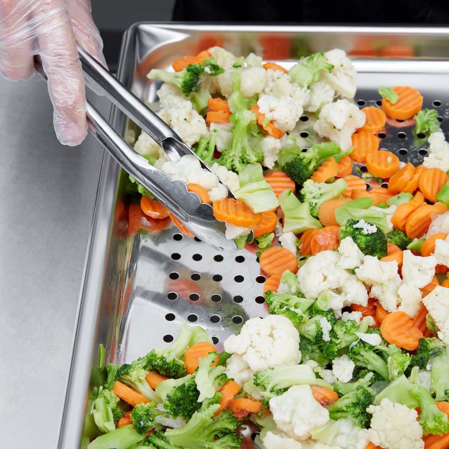 Vollrath Super Pan V Full Size Perforated Food Pan, 1.25" Deep, 22 Gauge Stainless Steel - 30013