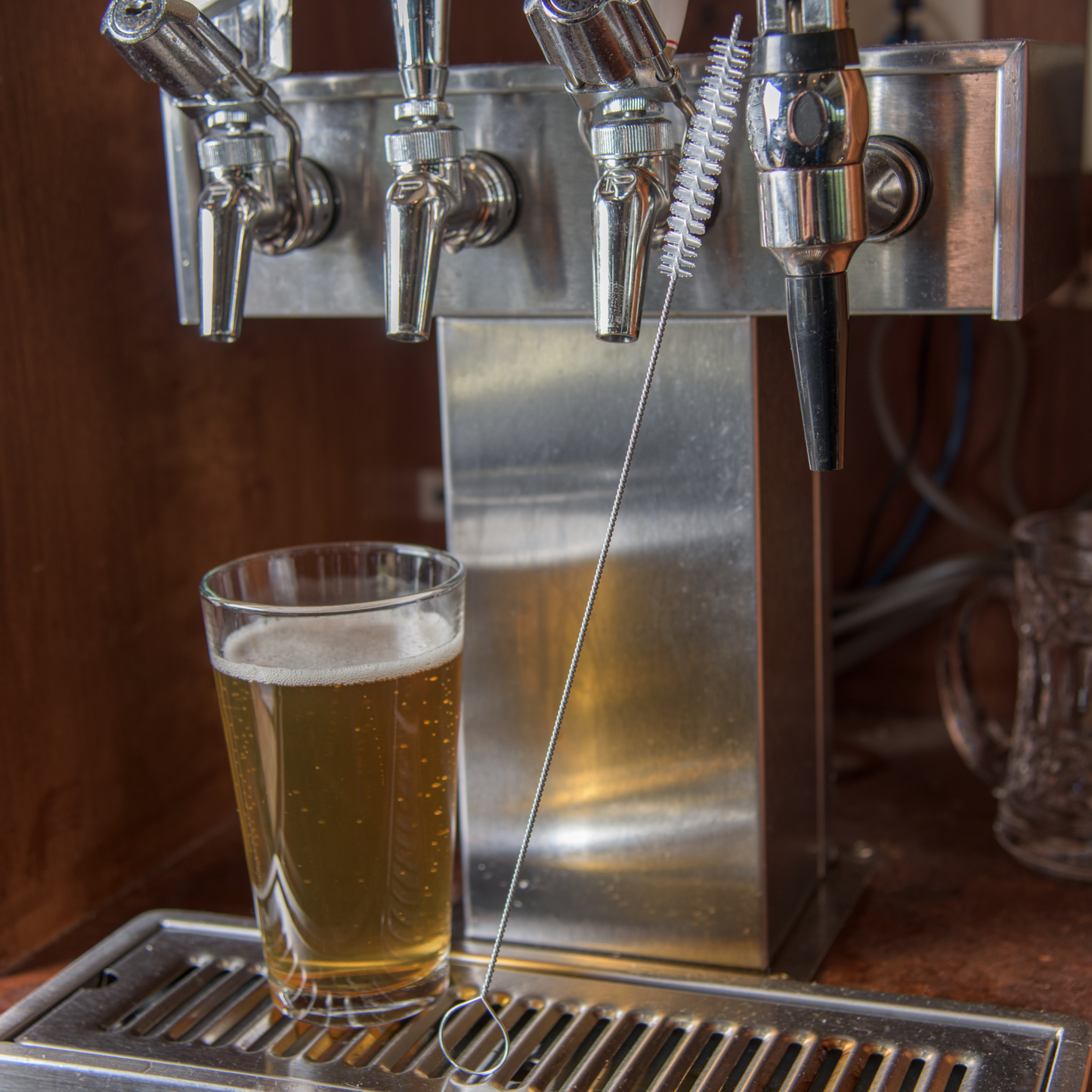 Carlisle | Brosse de nettoyage de la ligne de robinet de bière, 5,25 po de long, 0,25 po de diamètre