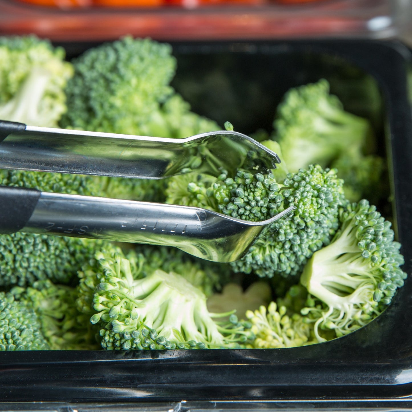 Vollrath | Pince à pompon Kool Touch, 9 po, acier inoxydable avec poignée noire