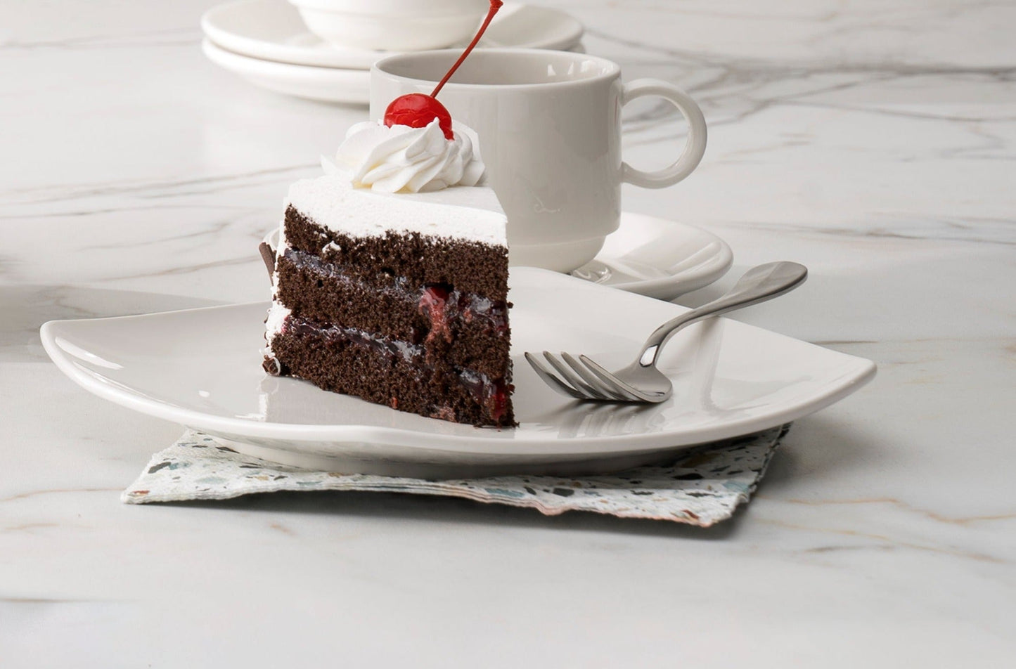 Browne Foundation Square Coupe Plate, 6.25", White (36-pack) - 5630189