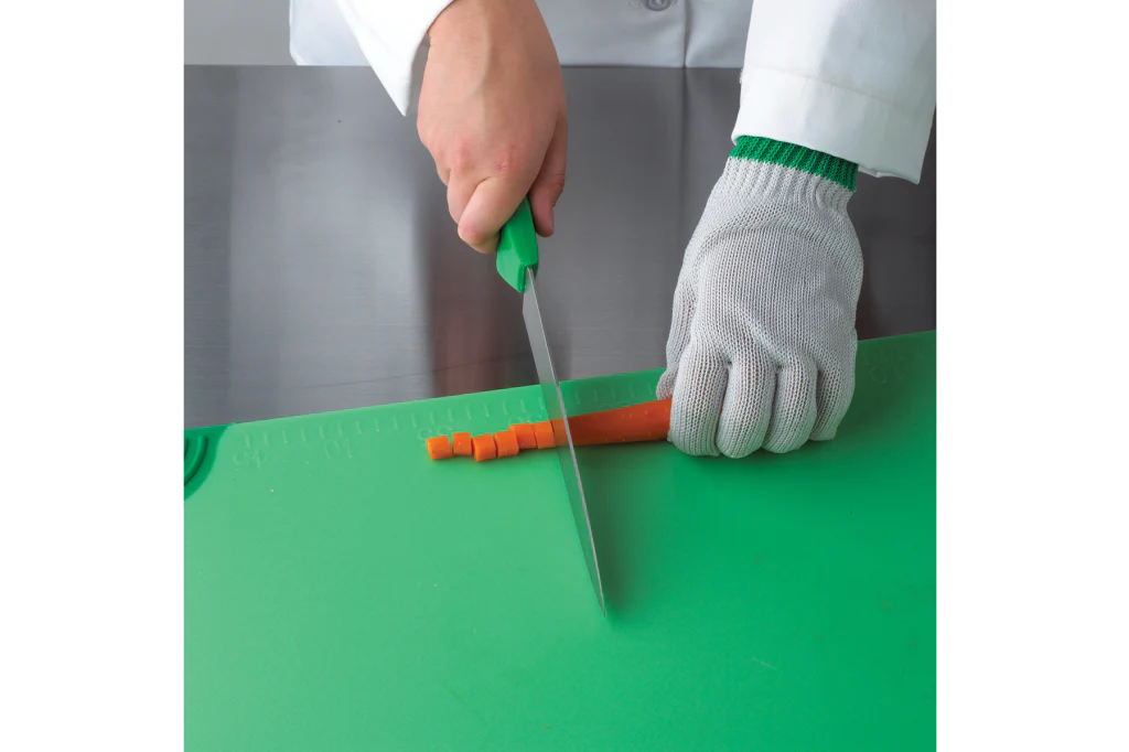 San Jamar Saf-T-Grip 6 Piece Coloured Cutting Board Set, 15" x 20" x 1/2" - CBG1520KC