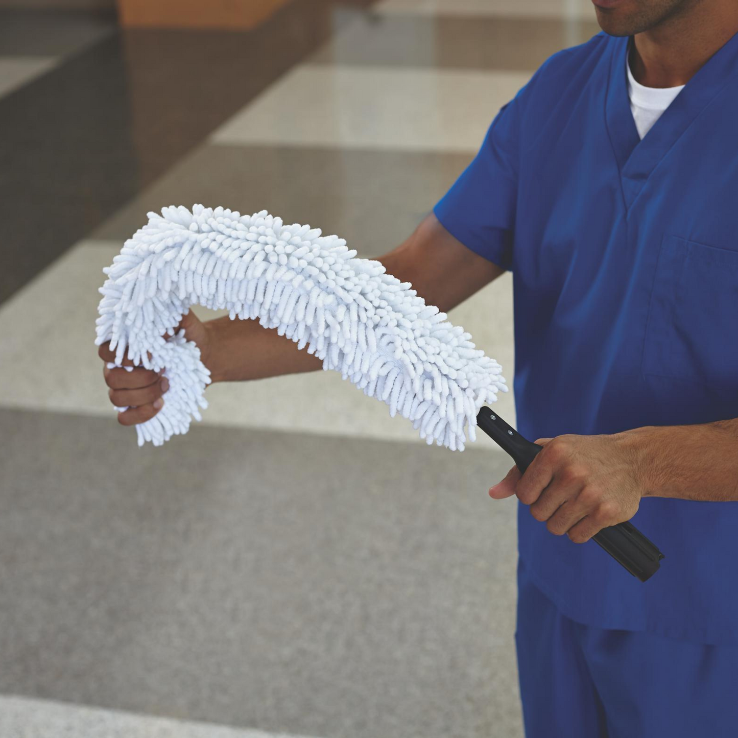 Rubbermaid | HYGEN Quick Connect Flexi Wand avec manchon de dépoussiérage, blanc