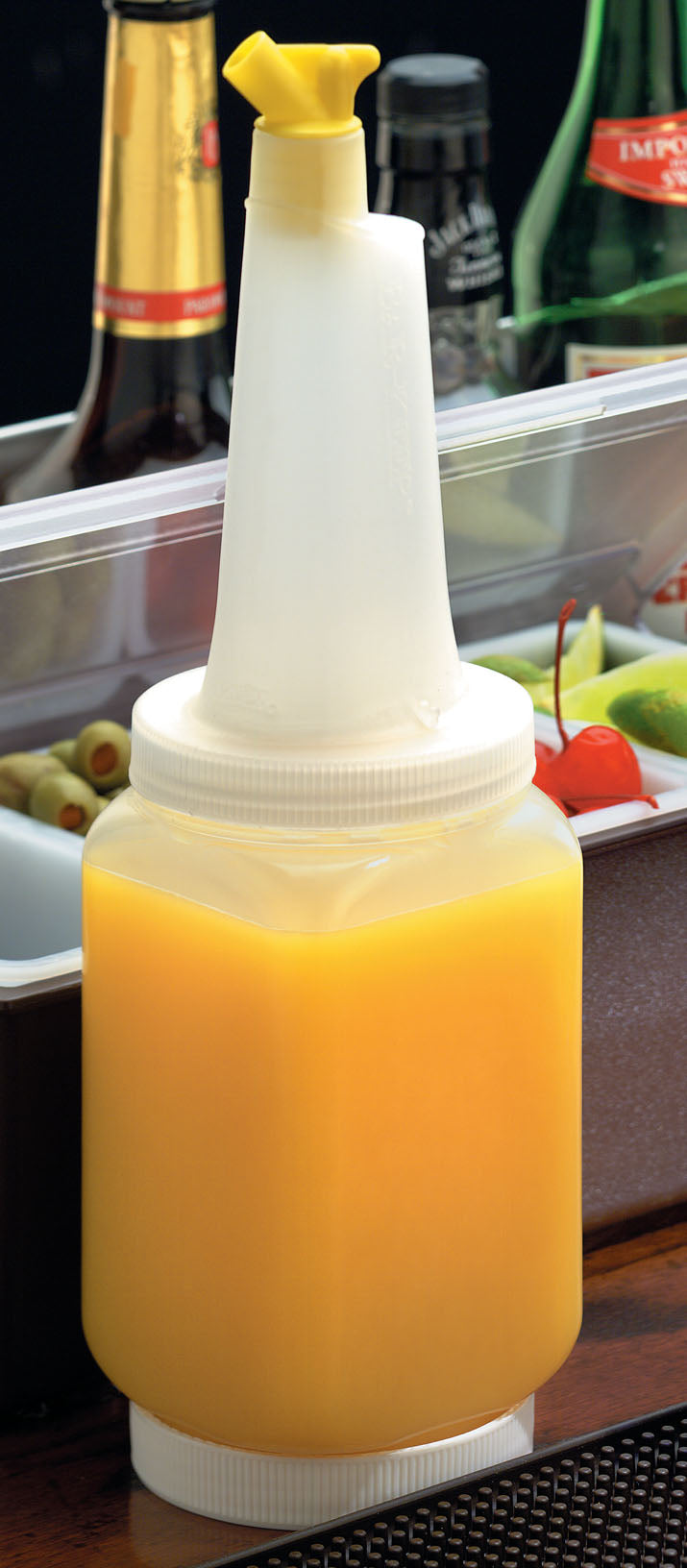 Vollrath Traex Bar Keep II Storage and Pour Container, 4 qt - 3628