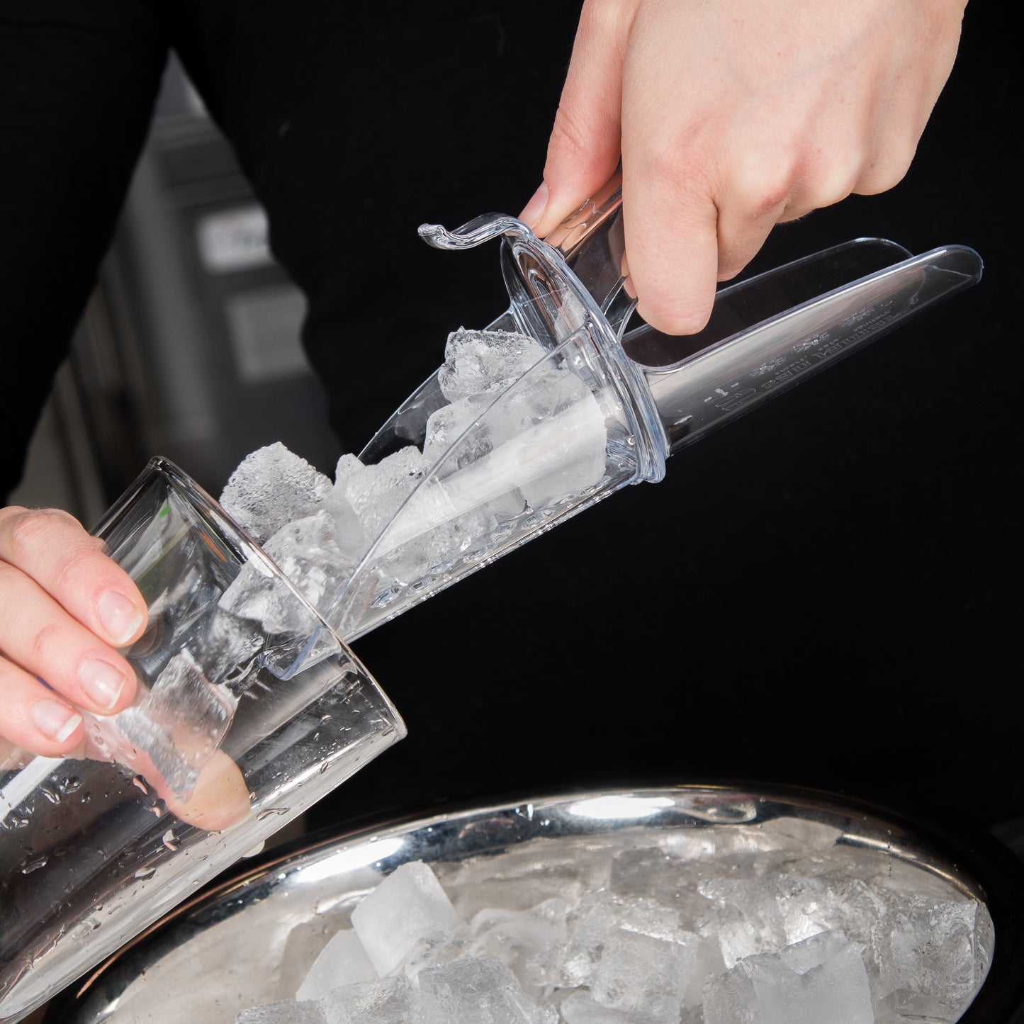 San Jamar | Cuillère à glace pour banquet Saf-T-Scoop, 4 à 6 oz, transparente