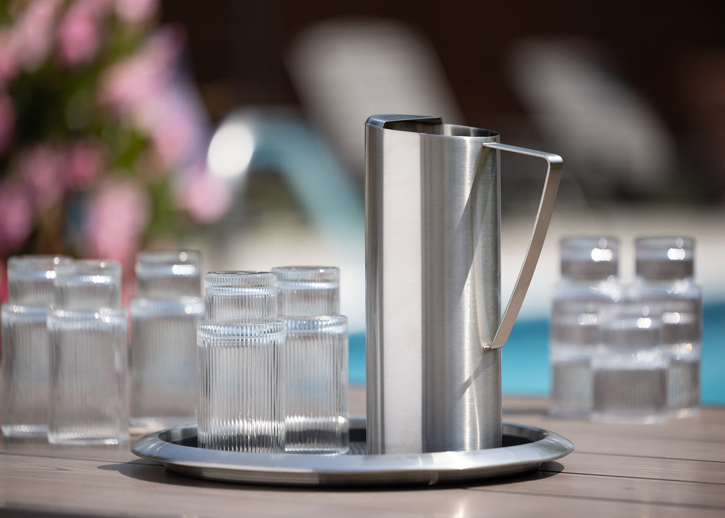 Service Ideas | Pichet mince avec pare-glace, 1,9 L, acier inoxydable/brossé