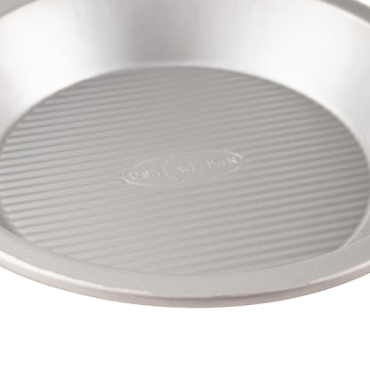 Chicago Metallic | Heavy Duty Deep Dish Pie Plate, 9" x 1.5", Glazed Aluminized Steel