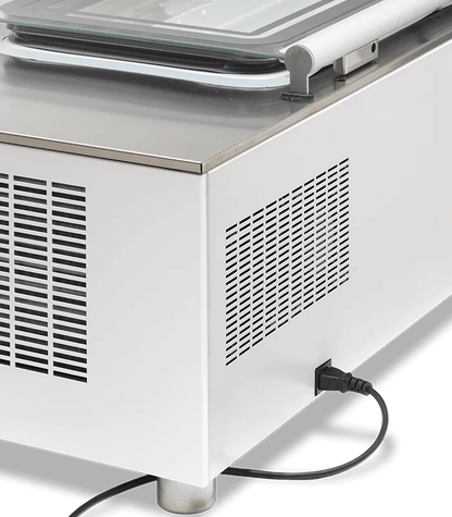 Nemox 4 Magic Pro 100 gelato case with lid open
