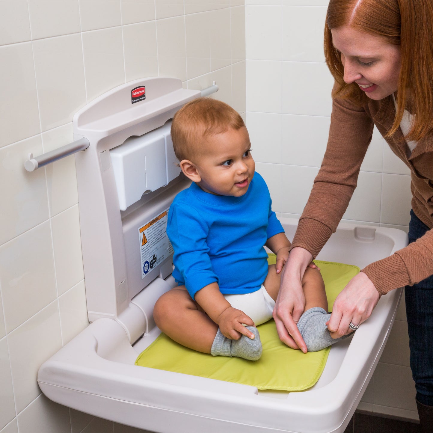 Rubbermaid | Baby Changing Station, Horizontal, Silver