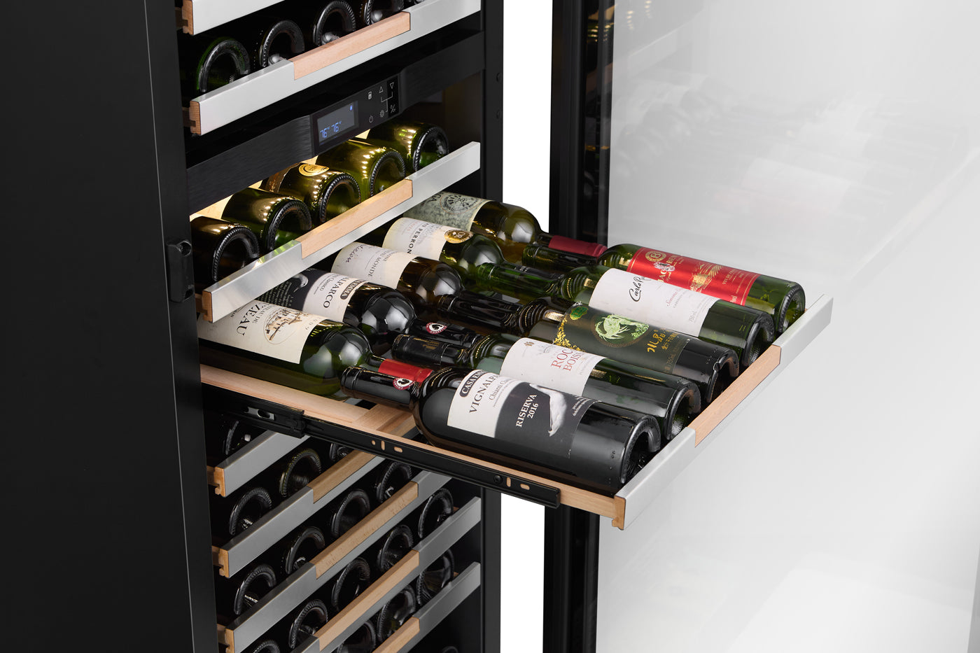 Cavavin Vinoa 133-Bottle Wine Cellar - lifestyle