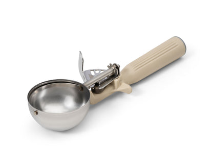 Vollrath Color-Coded One-Piece Thumb Press Disher, 3 1/4 oz - 47141