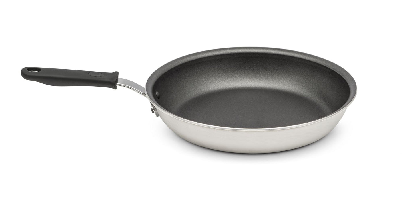 Vollrath Wear-Ever Non Stick Fry Pan w/ Silicone Handle, 12", Aluminum with PowerCoat2 Finish - 672212