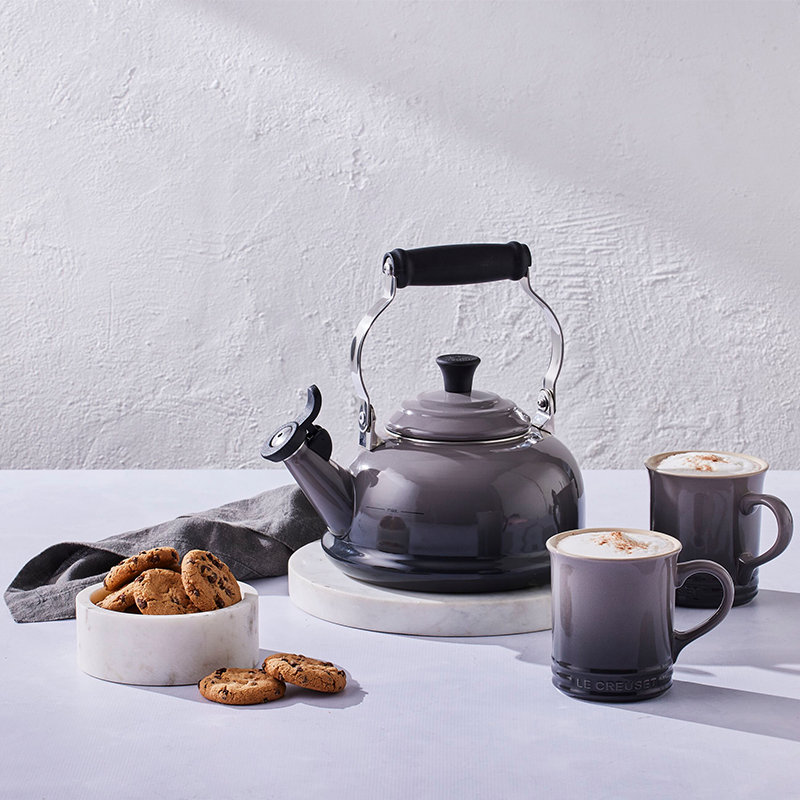 Le Creuset Classic Mugs, 0.4 L, Oyster (4-pack) - view 2