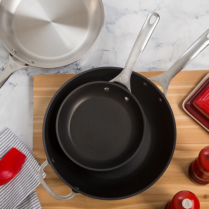 Le Creuset Toughened Nonstick Pro Fry Pan, 30 cm - view 8