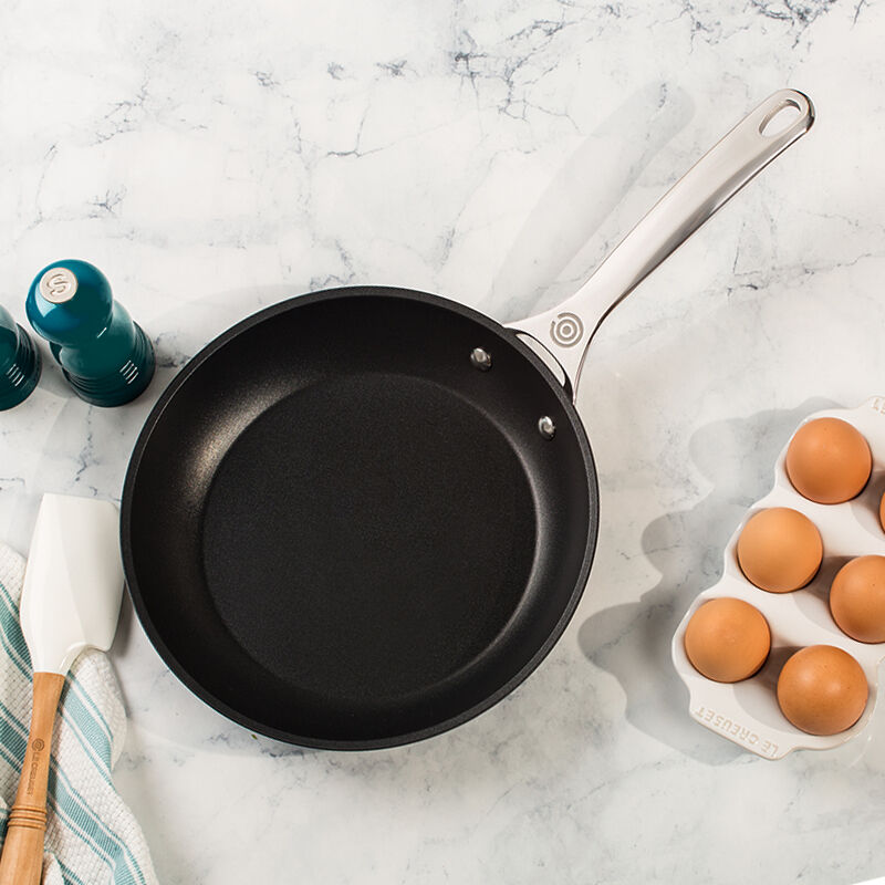 Le Creuset Toughened Nonstick Pro Fry Pan, 28 cm - view 6