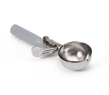 Vollrath Color-Coded One-Piece Thumb Press Disher, 4 oz - 47140
