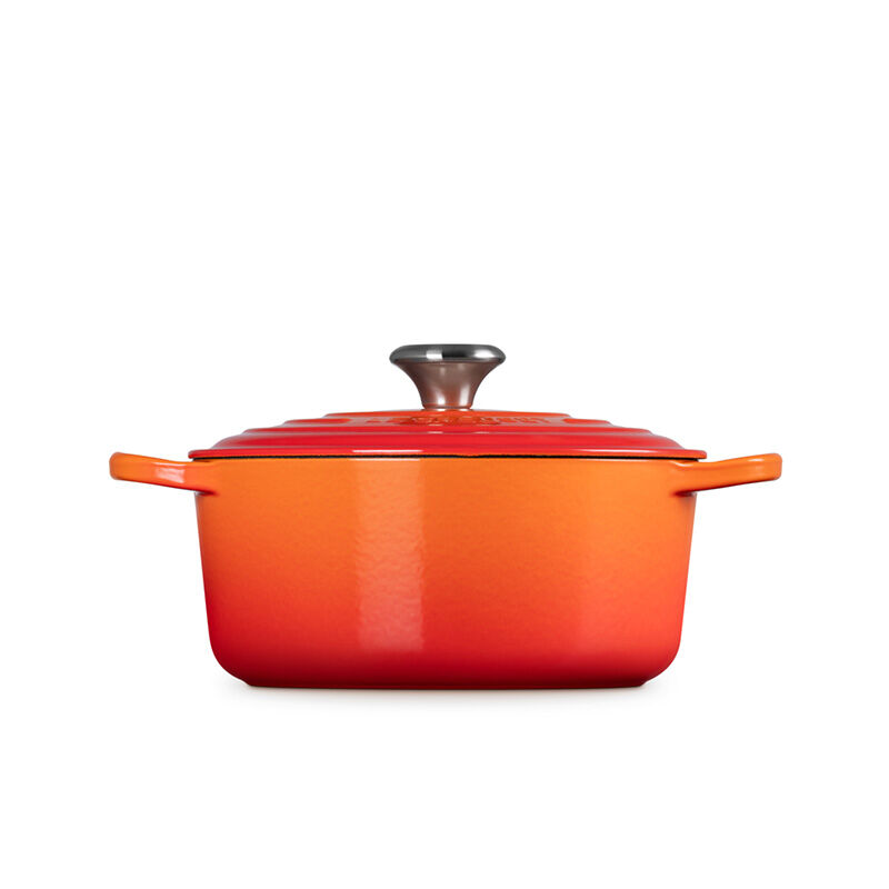 Le Creuset Round Dutch Oven, 4.2 L, Flame - view 3