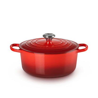 Le Creuset Round Dutch Oven, 5.3 L, Cerise - view 2