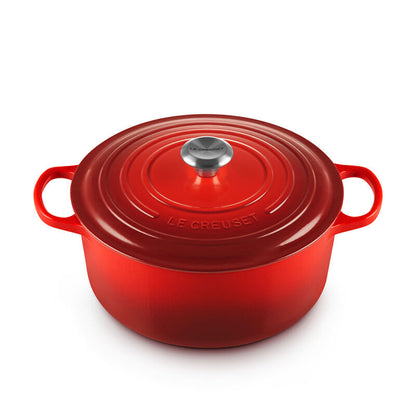 Le Creuset Round Dutch Oven, 6.7 L, Cerise - view 1