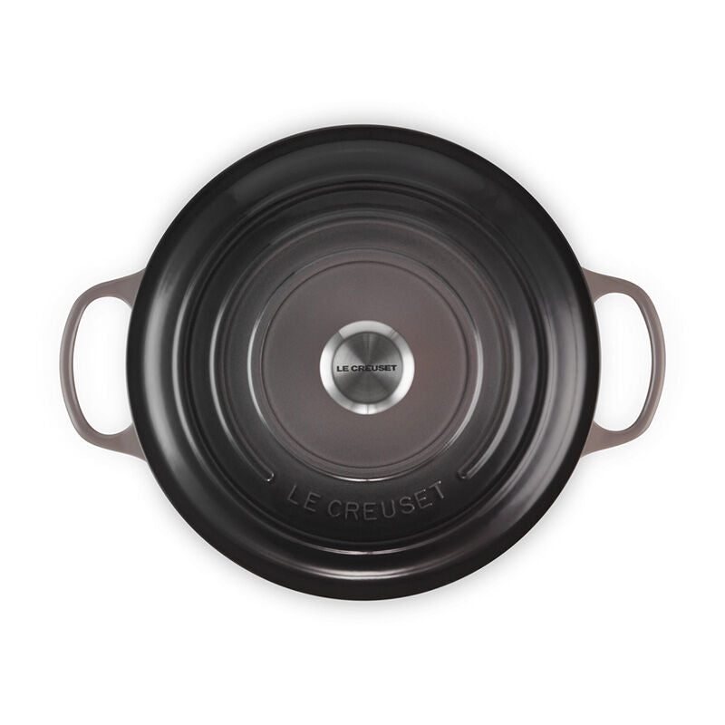 Le Creuset Round Dutch Oven, 6.7 L, Oyster - view 4
