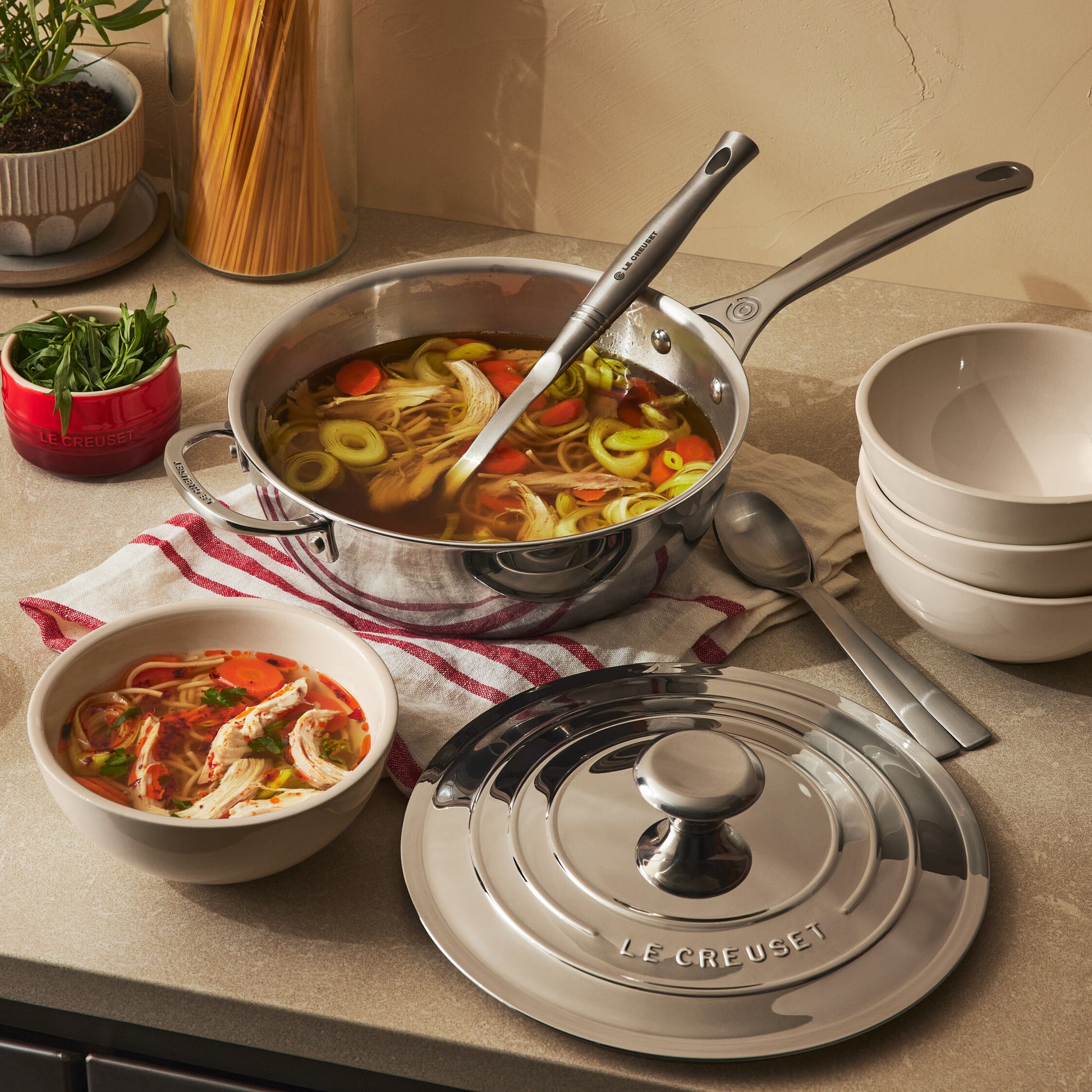 Le Creuset Stainless Steel Saucier, 1.9 L - view 1