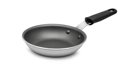 Vollrath Wear-Ever PowerCoat Fry Pan w Silicone Handle, 8", Aluminum - 672208