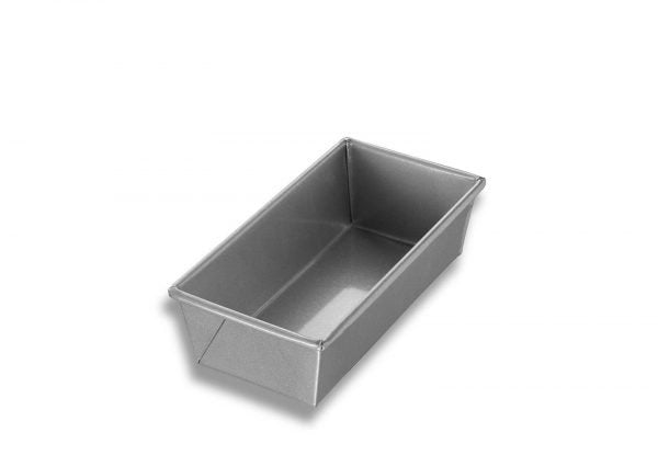 Chicago Metallic | Bread / Loaf Pan, 9" x 4 1/2" x 2 3/4", Aluminized Steel