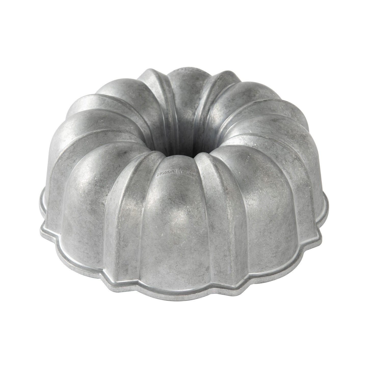 Nordic Ware | Original Bundt Pan, 12 Cup, Cast Aluminum, Commercial Finish