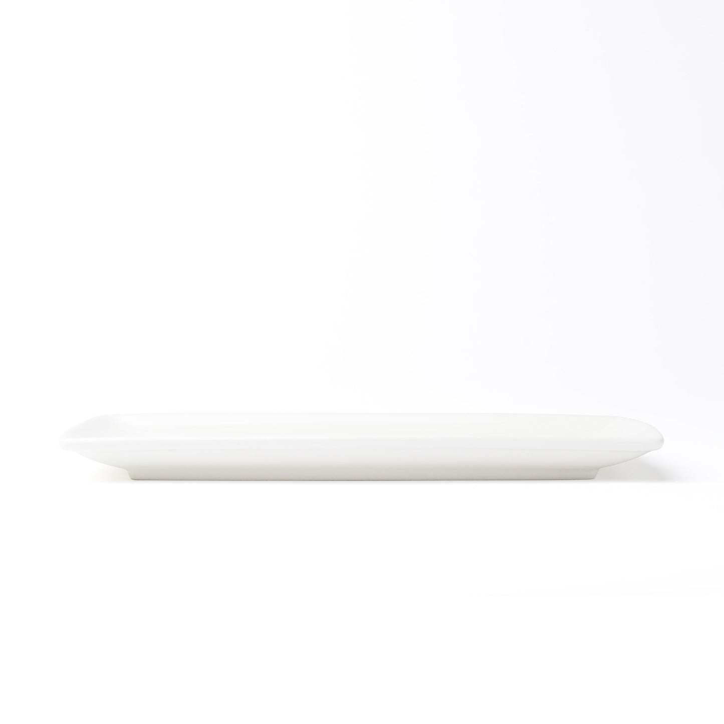 Browne | Foundation Rectangular Coupe Plate, 9.25" x 5.25", White (36-pack)