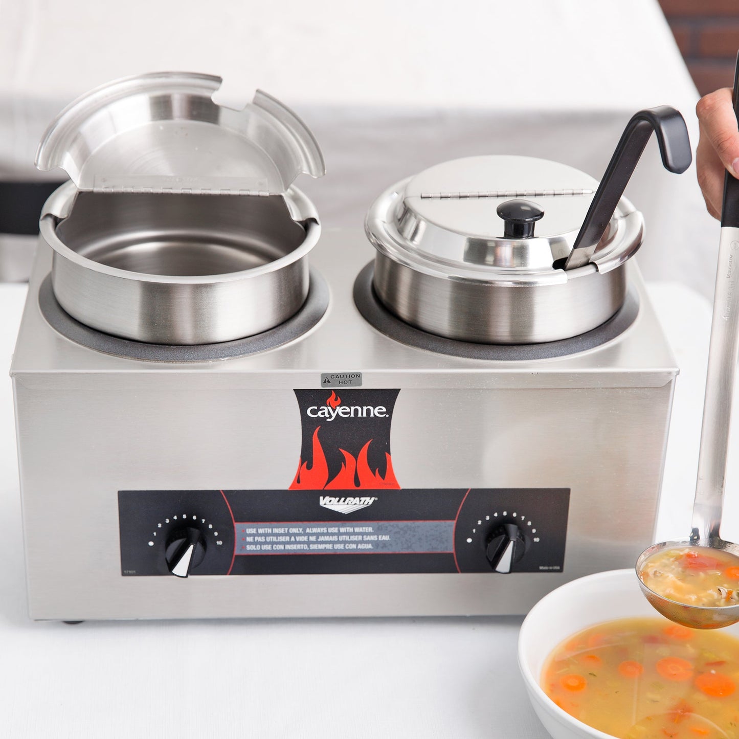 Vollrath | Cayenne Round Heat 'N Serve Countertop Twin Well 4 Qt Rethermalizer Package, Model CM-24, 120 V - ChefEquipment.com