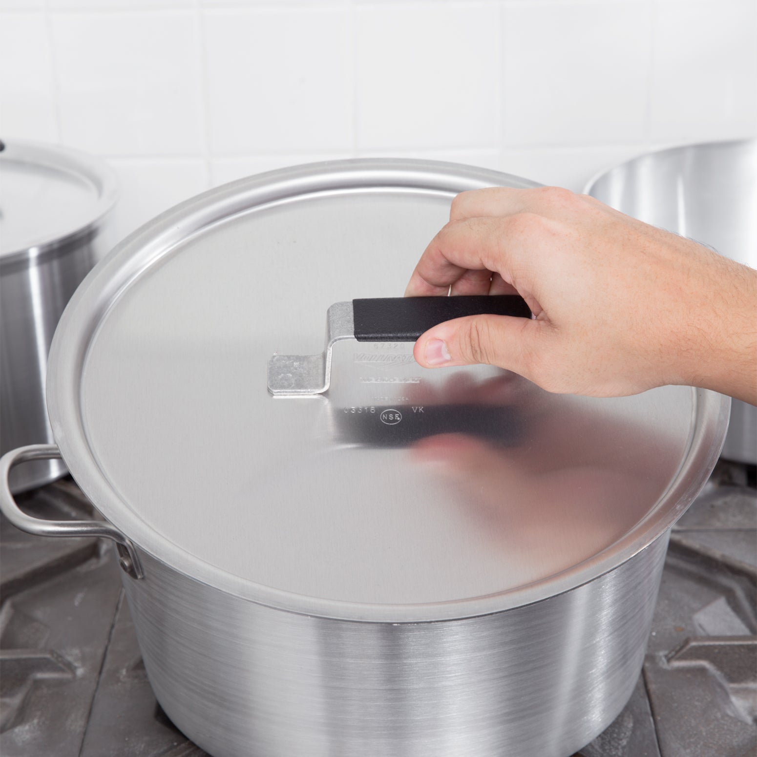 Vollrath | Wear-Ever Flat Cover, 10 Qt, 12", Aluminum - ChefEquipment.com