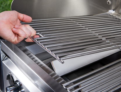 Crown Verity Club Series 48" Grill, Horizontal Tanks, Windguards, Propane - CV-CCB-48WGP