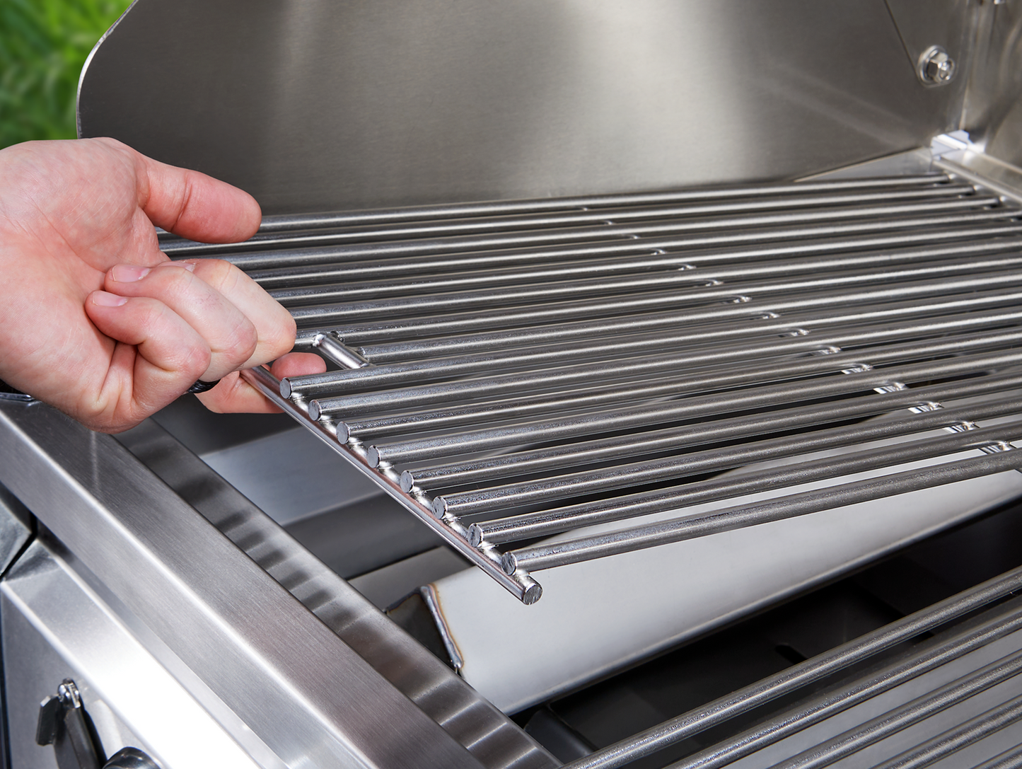 Crown Verity Club Series 60" Grill, Horizontal Tanks, Propane - CV-CCB-60