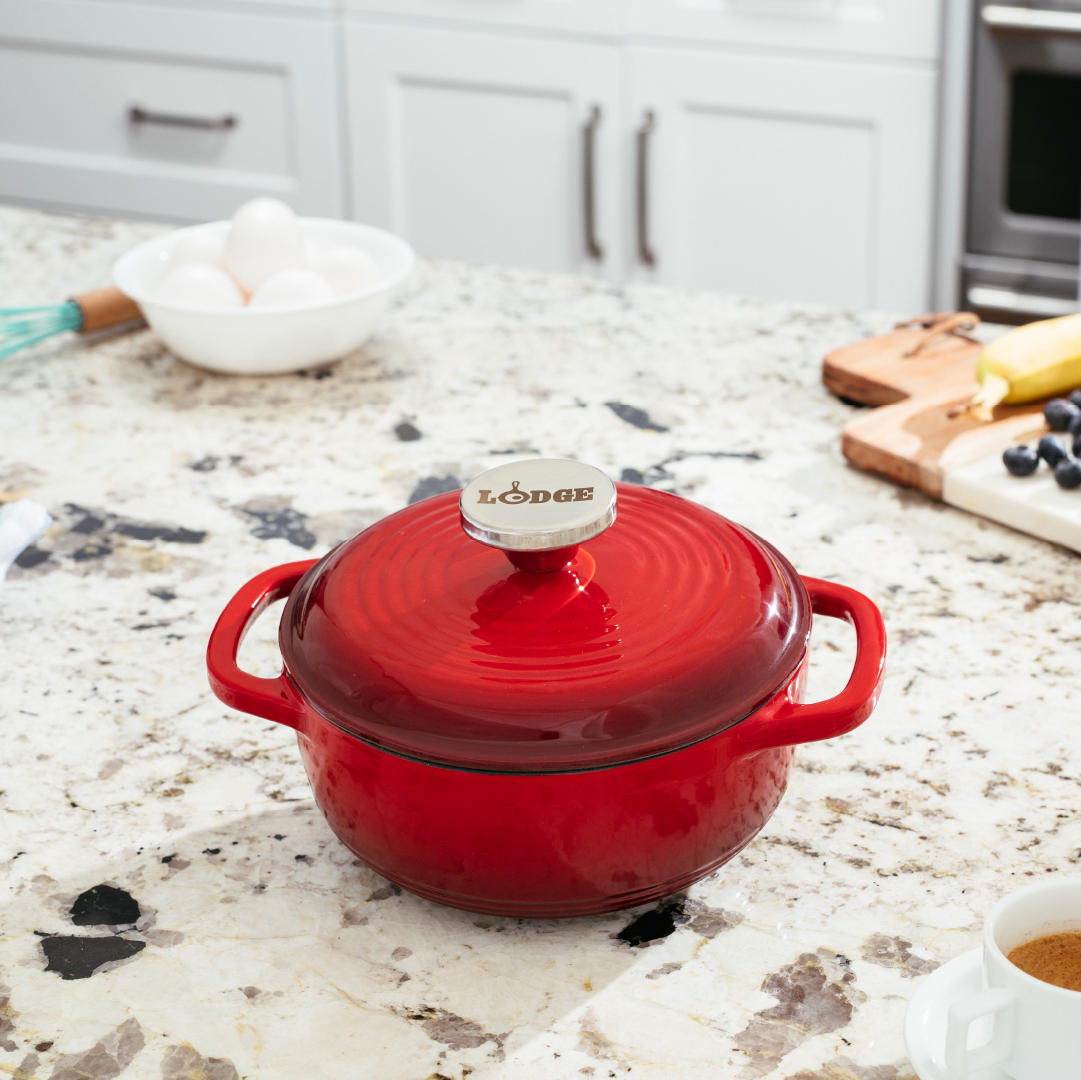 Lodge | Dutch Oven, 1.5 qt, Enamel Cast Iron, Red