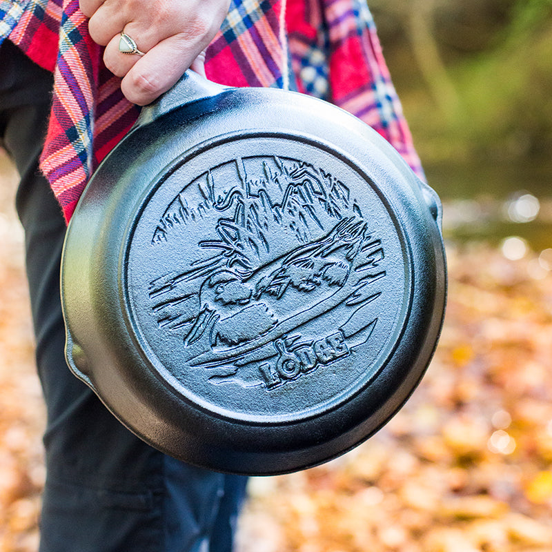 Lodge | Wildlife Series Cast Iron Skillet, 8", Duck Scene