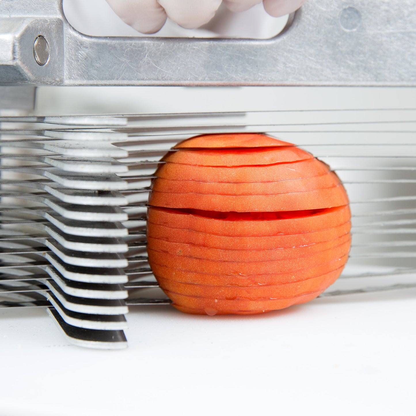 Vollrath Redco Tomato Pro Slicer, Scalloped 3/16" Cut, 15 Blades - 0694N