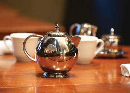 Service Ideas | Tea Time Classic Tea Pot, 0.7 L, Polished Stainless Steel